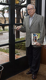 Pablo Garc�a Baena en la Residencia de Estudiantes en 2007